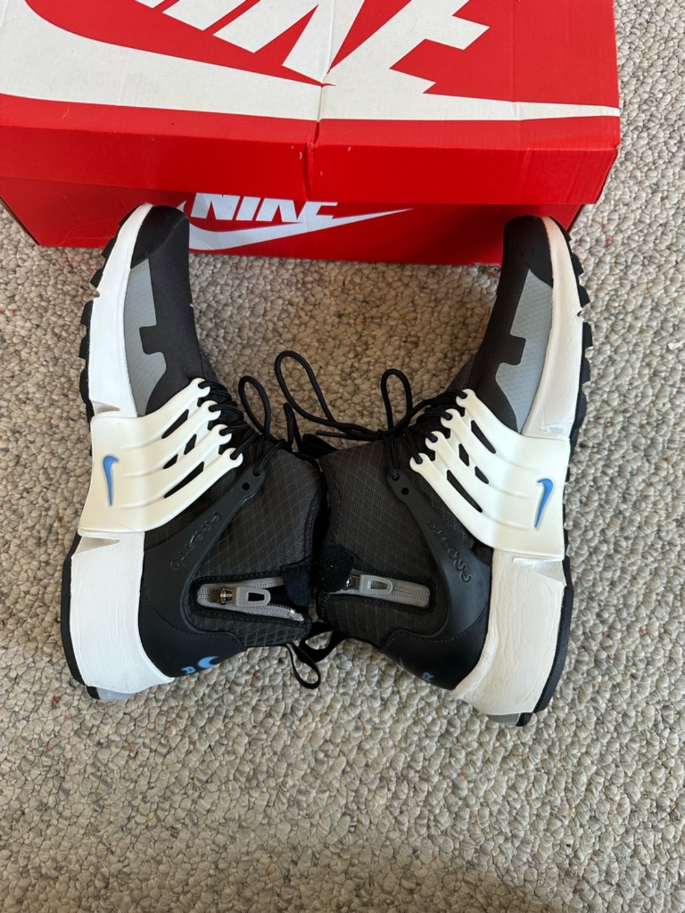 Nike Men’s Air Presto Mid Utility Black/White Sneaker - Picture 4 of 4